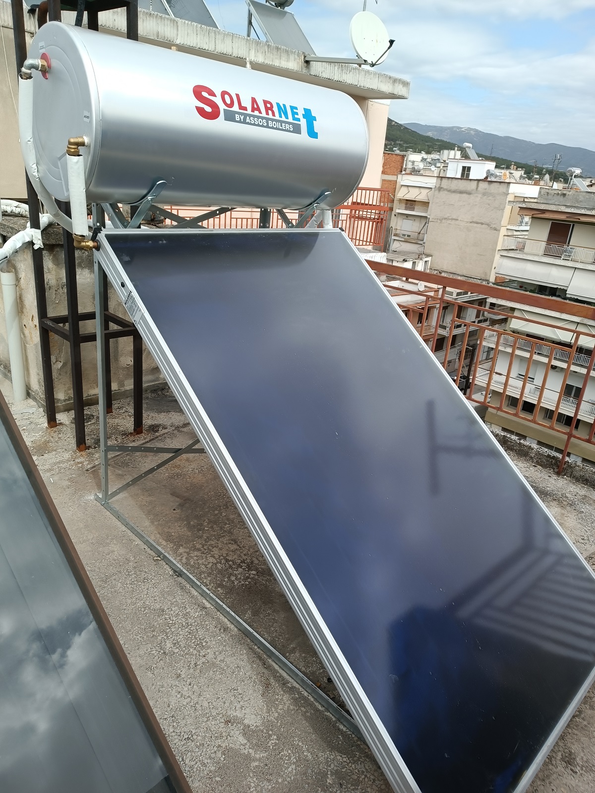 Ηλιακός θερμοσίφωνας πλάκας SOLARNET - Δράμα