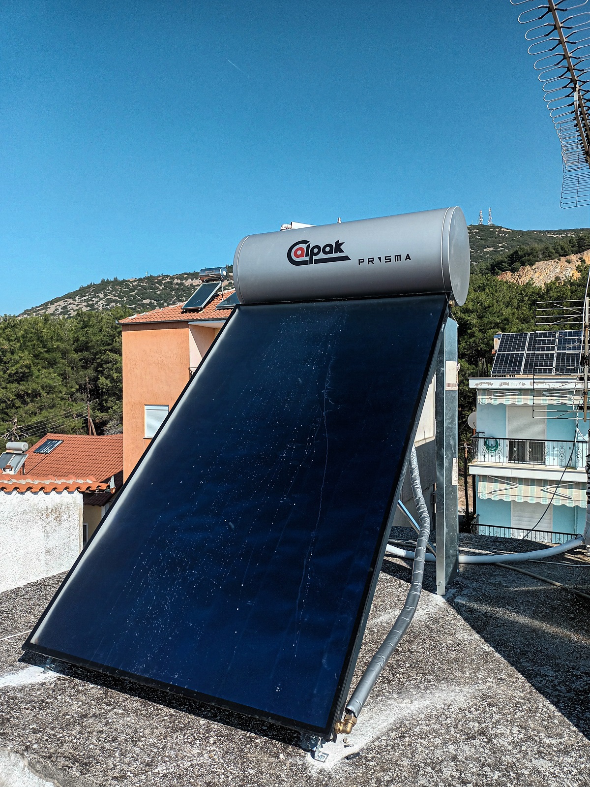Ηλιακός θερμοσίφωνας πλάκας CALPAK PRISMA - Δράμα