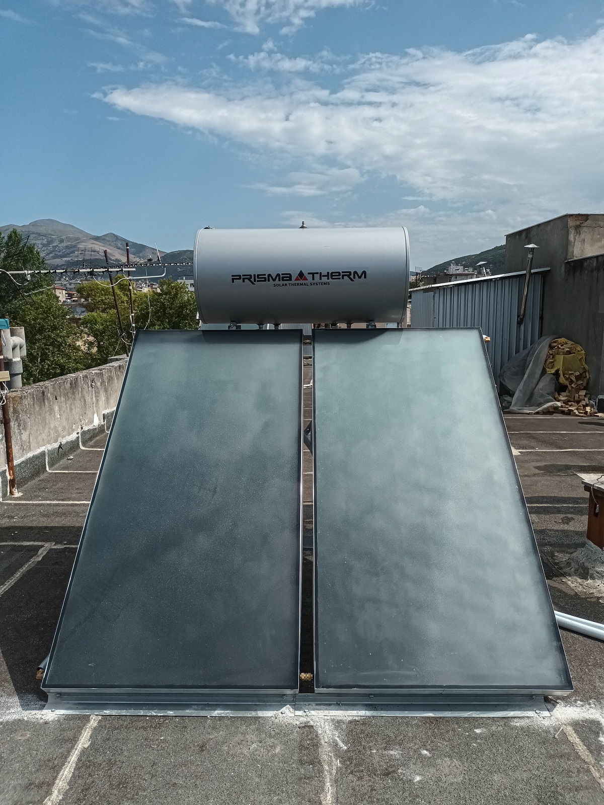 Ηλιακός θερμοσίφωνας πλάκας PRISMA THERM - Δράμα