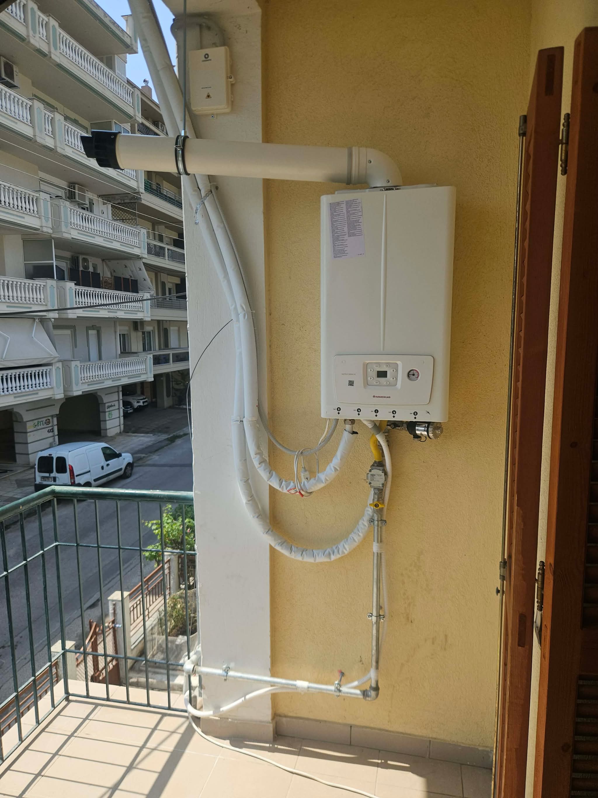 Λέβητας αερίου IMMERGAS OMNIA - ΔΡΑΜΑ